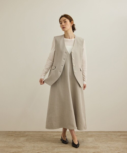 ROPE'（ロペ）の「尾州リネンオーバーロングジレ（ベスト・レディース・ベージュ/ネイビー・36/38）」の22枚目の写真