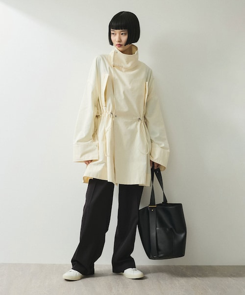 ADAM ET ROPE'（アダムエロペ）の「【WEB限定】スタンドカラーハーフモッズコート（モッズコート・レディース・ブラック/オフホワイト/カーキ系・F）」の10枚目の写真