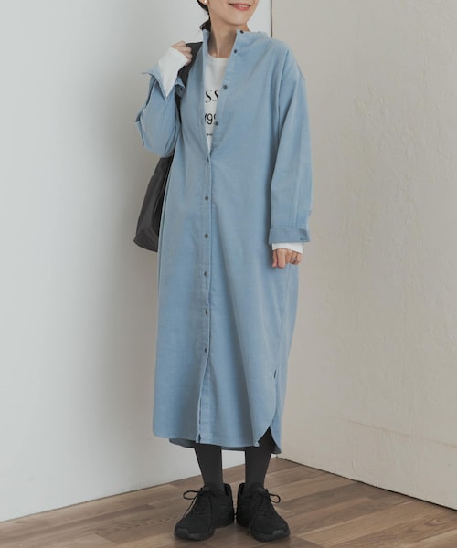 URBAN RESEARCH DOORS（アーバンリサーチドアーズ）の「『WEB/一部店舗限定カラー』『UR TECH』コーデュロイシャツワンピース（ワンピース・レディース・GREIGE/ORANGE/GRAY/L.BLUE/MUSTARD・S/M）」の3枚目の写真