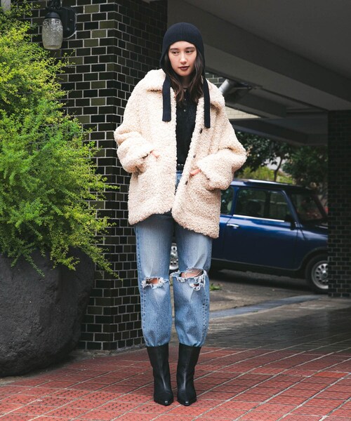 URBAN RESEARCH（アーバンリサーチ）の「Levi’s　Exclusive RIBCAGE STRAIGHT ANKLE（デニムパンツ・レディース・Q MOTHER・26/27/28）」の8枚目の写真