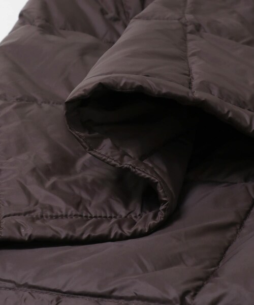 URBAN RESEARCH DOORS（アーバンリサーチドアーズ）の「『別注』TAION×DOORS　SHORTSLEEVE DOWN JACKET（その他アウター・レディース・WHITE/BLACK/D. CHOCO・One）」の15枚目の写真