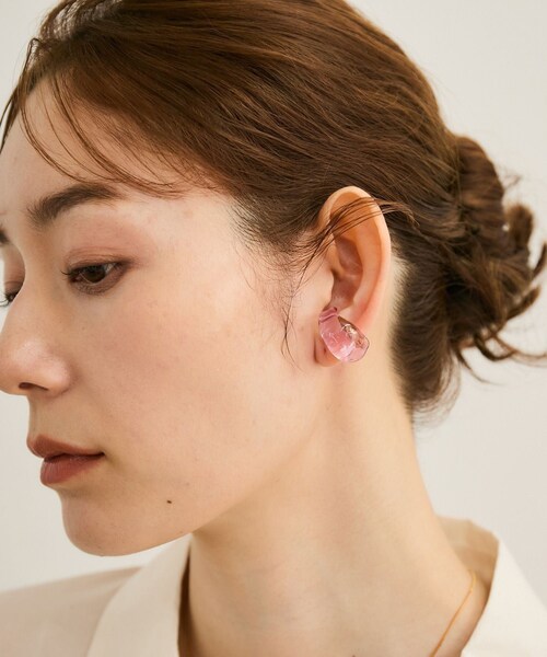 ROPE'（ロペ）の「【LUCE MACCHIA（ルーチェマッキア）】別注 Glass Earcuff（イヤリング・レディース・ピンク/その他・F）」の2枚目の写真