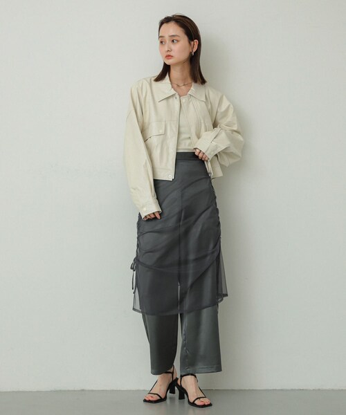 SENSE OF PLACE by URBAN RESEARCH(センスオブプレイスバイアーバンリサーチ)の「クロップドレザーライクブルゾン(ブルゾン・レディース・IVORY/BLACK/NAVY・one)」の10枚目の写真