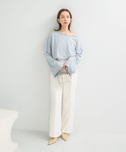 URBAN RESEARCH ROSSO（アーバンリサーチロッソ）の「オフショルライトスウェット（スウェット・レディース・L/BEIGE/MOON STONE・FREE）」の14枚目の写真