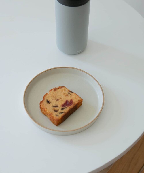 URBAN RESEARCH DOORS(アーバンリサーチドアーズ)の「DOORS LIVING PRODUCTS comfy プレート15cm(食器・メンズ・アイボリー/ネイビー・-)」の9枚目の写真