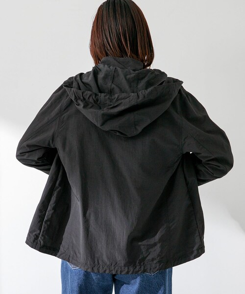 URBAN RESEARCH Sonny Label（アーバンリサーチサニーレーベル）の「撥水マウンテンパーカー（マウンテンパーカー・レディース・オフ/ブラック/ベージュ/カーキ・36/38/40）」の20枚目の写真