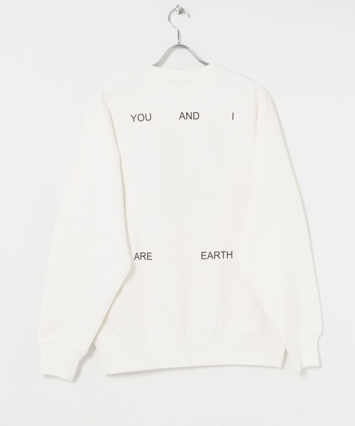 URBAN RESEARCH(アーバンリサーチ)の「BLANKMAG NIGHT photo Crew(スウェット・メンズ・Black/Off White・M/L/XL)」の6枚目の写真