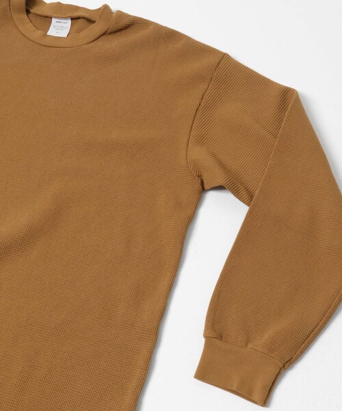 EKAL（エカル）の「MINE　PD/GD DYE THERMAL 11.5 OZ（Tシャツ/カットソー・メンズ・PD BLACK/GD BRASS・2/3）」の8枚目の写真