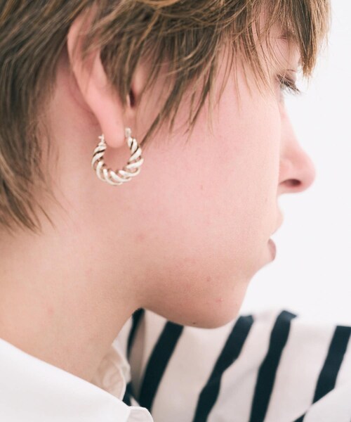 URBAN RESEARCH（アーバンリサーチ）の「decor『デコール』　Tangle Pierce（ピアス（両耳用）・レディース・Silver・-）」の6枚目の写真