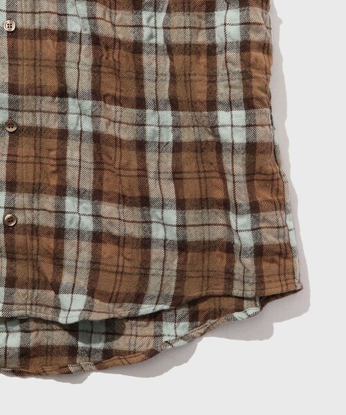 ADAM ET ROPE'(アダムエロペ)の「【LIBRIO MENDONCA/リブリオ メンドンサ】SHIRT DOCKING SWEAT PULLOVER(スウェット・メンズ・ライトグレー/ブルー・M/XL)」の11枚目の写真
