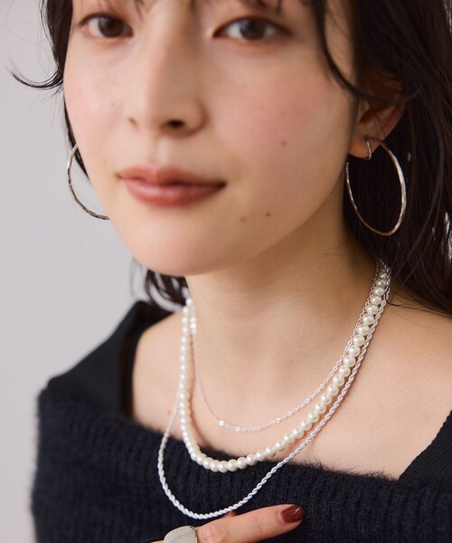 VIS（ビス）の「ガラスパール3連ネックレス（ネックレス・レディース・ゴールド/シルバー・F）」の8枚目の写真