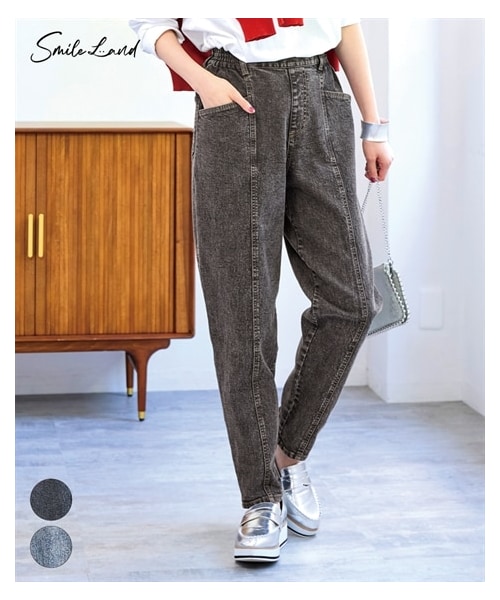 nissen（ニッセン）の「大きいサイズ テーパードストレッチデニムパンツ（ゆったりヒップ）（パンツ・レディース・ウオッシュドブルー(ケミカル)/インディゴブルー/ブラック系(ケミカル)・L/LL/3L/4L/5L/6L/8L/10L）」の2枚目の写真