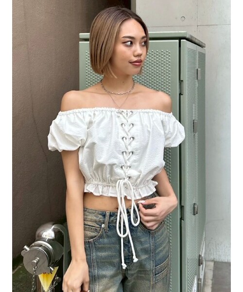 EVRIS（エヴリス）の「レースアップオフショルトップス（シャツ/ブラウス・レディース・ホワイト/マスタード・F）」の8枚目の写真