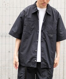 ITEMS URBANRESEARCH | 『撥水/イージーケア/接触冷感/UVカット』タスランナイロンスナップボタン半袖シャツ(シャツ/ブラウス)