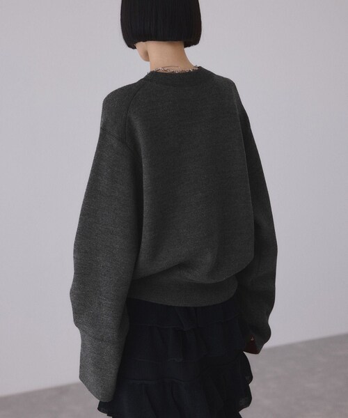 ADAM ET ROPE'(アダムエロペ)の「バイカラーリバーシブルニットプルオーバー(ニット/セーター・レディース・チャコール/ダークブラウン系/ピンク・F)」の16枚目の写真