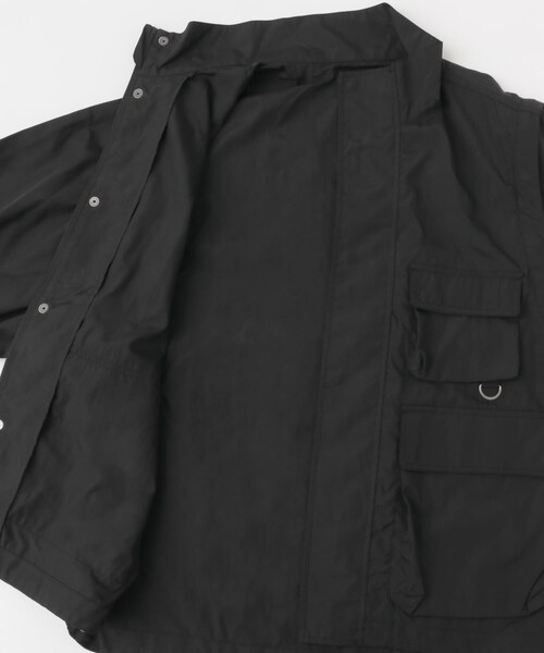 ITEMS URBANRESEARCH（アイテムズ アーバンリサーチ）の「『セットアップ対応』スーパーライトナイロン2wayブルゾン（ブルゾン・メンズ・BLK/CHA・M/L）」の13枚目の写真