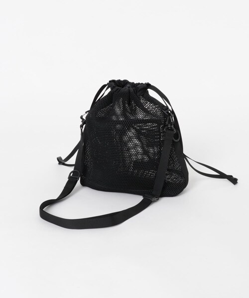 URBAN RESEARCH（アーバンリサーチ）の「BAICYCLON by bagjack　MESH DRAW STRING BAG S（ショルダーバッグ・メンズ・BLACK・FREE）」の4枚目の写真