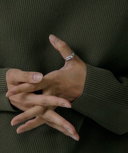 URBAN RESEARCH（アーバンリサーチ）の「『別注』Naotokojima×URBAN RESEARCH　ball ring（リング・レディース・SILVER/GOLD・11/13）」の5枚目の写真