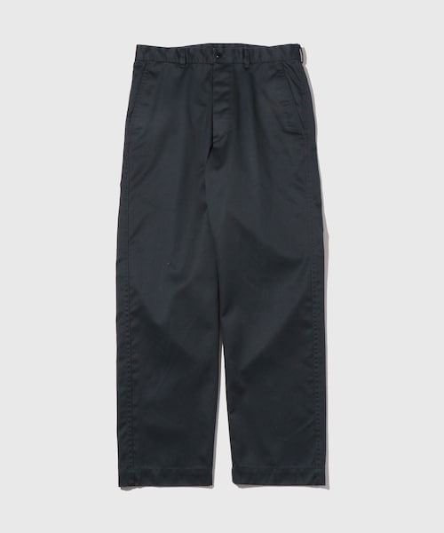 ADAM ET ROPE'（アダムエロペ）の「STRAIGHT CHINO（チノパンツ・メンズ・ベージュ/ネイビー・L/M/XL）」の8枚目の写真