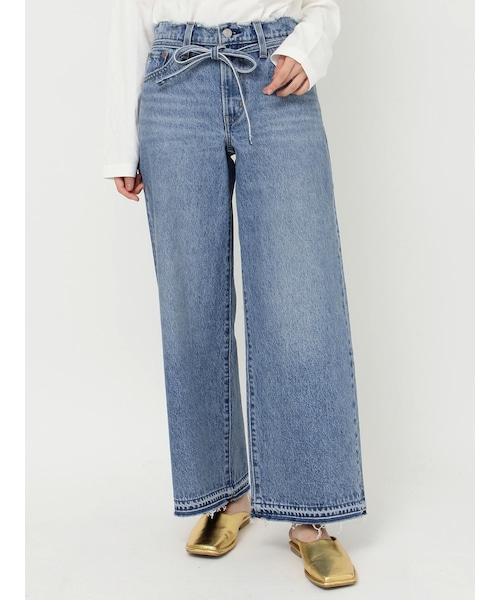 Ungrid（アングリッド）の「Levi's別注 XL STRAIGHTダメージデニム（デニムパンツ・レディース・ブルー・23ｲﾝﾁ/24ｲﾝﾁ/25ｲﾝﾁ）」の4枚目の写真