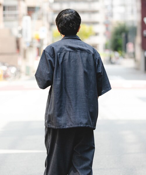 EKAL（エカル）の「『吸水速乾/UVカット/UR TECH』ハイツイストショートスリーブシャツ（シャツ/ブラウス・メンズ・モカグレー/チャコール・M/L）」の16枚目の写真