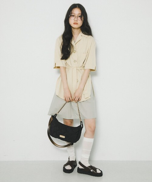 RODE SKO(ロデスコ)の「『別注』OUTDOOR PRODUCTS×hun RODESKO QuiltingChainBag(ハンドバッグ・レディース・BLACK/BEIGE・-)」の5枚目の写真