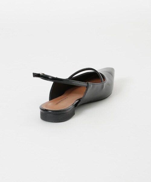 URBAN RESEARCH(アーバンリサーチ)の「ポインテッドバックストラップシューズ(パンプス・レディース・BLACK/BEIGE・36/37/38/39)」の13枚目の写真
