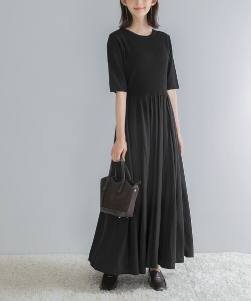URBAN RESEARCH ROSSO（アーバンリサーチロッソ）の「『一部WEB限定カラー』ニットドッキングワンピース（ワンピース・レディース・OFF×OFF/BLK×BLK/BE×BLK・Free）」の15枚目の写真