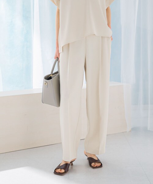 URBAN RESEARCH ROSSO（アーバンリサーチロッソ）の「『WEB/一部店舗限定』『撥水』センタープレスイージーパンツ（その他パンツ・レディース・ecru/black・36/38）」の8枚目の写真