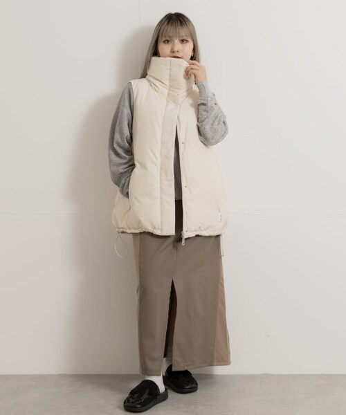 THE GOODLAND MARKET（ザグッドランドマーケット）の「KWD　STAND COLLAR DOWN VEST（その他アウター・レディース・Ivory/Black・one）」の8枚目の写真