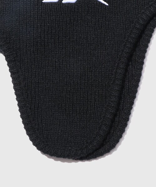 ADAM ET ROPE'（アダムエロペ）の「【BASICKS/ベイシックス】Reebok Logo Knit Ear Flap Cap（ニットキャップ/ビーニー・メンズ・ブラック・F）」の6枚目の写真