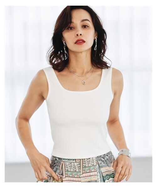 nissen（ニッセン）の「スクエアネックタンクトップ【ERES BELLA】（キャミソール・レディース・オフホワイト/黒/モカ・M/L/LL/3L）」の19枚目の写真