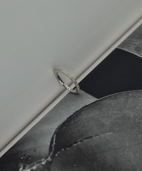 ADAM ET ROPE'（アダムエロペ）の「【J'aDoRe・店舗限定】【MALUS /マリュス】Prong eternity ring（リング・レディース・シルバー・10/11/9）」の10枚目の写真