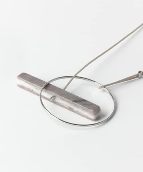 KBF（ケイビーエフ）の「サークルモチーフラリエット（ネックレス・レディース・BROWN/GRAY・One/one）」の6枚目の写真