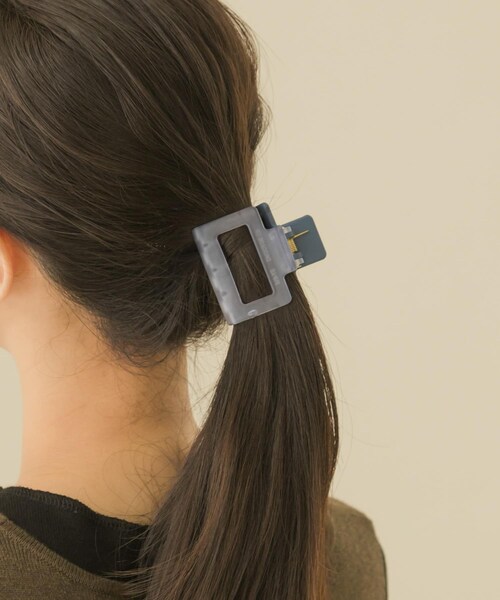 SMELLY（スメリー）の「スクエアマットカラーバンス（バレッタ/ヘアクリップ・レディース・BEG/BLU・-）」の20枚目の写真