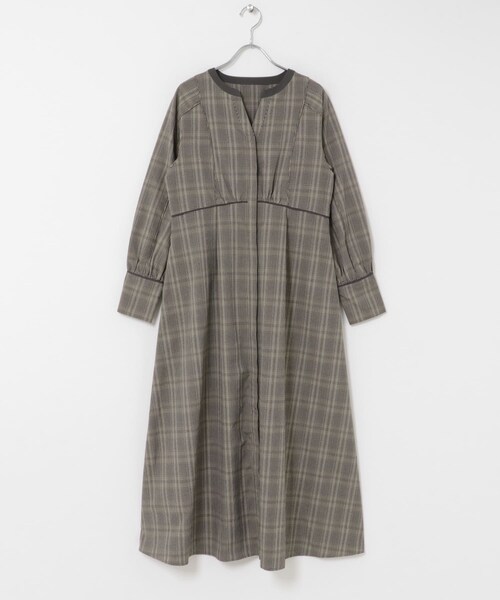 URBAN RESEARCH ROSSO（アーバンリサーチロッソ）の「『一部WEB限定カラー』バイカラーチェックナローワンピース（ワンピース・レディース・BROWN/BEIGE/NAVY・Free）」の15枚目の写真