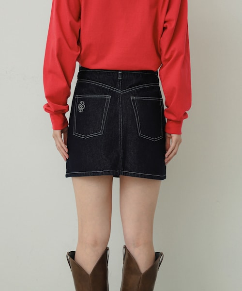 SENSE OF PLACE by URBAN RESEARCH(センスオブプレイスバイアーバンリサーチ)の「シシュウデニムミニスカート(デニムスカート・レディース・ONE WASH/L.INDIGO・S/M)」の15枚目の写真