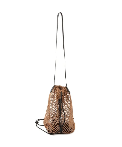 ADAM ET ROPE'(アダムエロペ)の「【Speedo(スピード)】Mesh Purse Bag(ショルダーバッグ・レディース・ブラック/キャメル・F)」の4枚目の写真