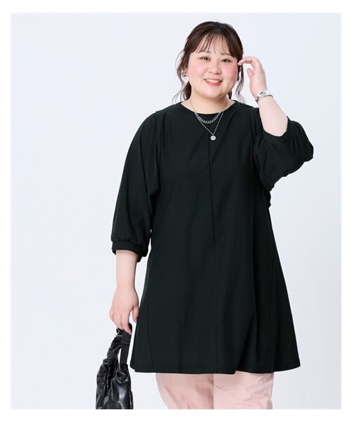 nissen（ニッセン）の「＜大きいサイズ＞【スッキリ見え設計】体のラインをひろいにくい袖バルーンフレアチュニック(抗菌防臭)（チュニック・レディース・黒/ダスティパープル/フォレストカーキ/スモーキーブルー・L/LL/3L/4L/5L/6L/8L/10L）」の7枚目の写真