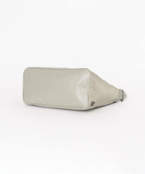 URBAN RESEARCH(アーバンリサーチ)の「SALOMON EXTENDED TOTEBAG SMALL(トートバッグ・メンズ・CHINCHILLA・Free)」の5枚目の写真