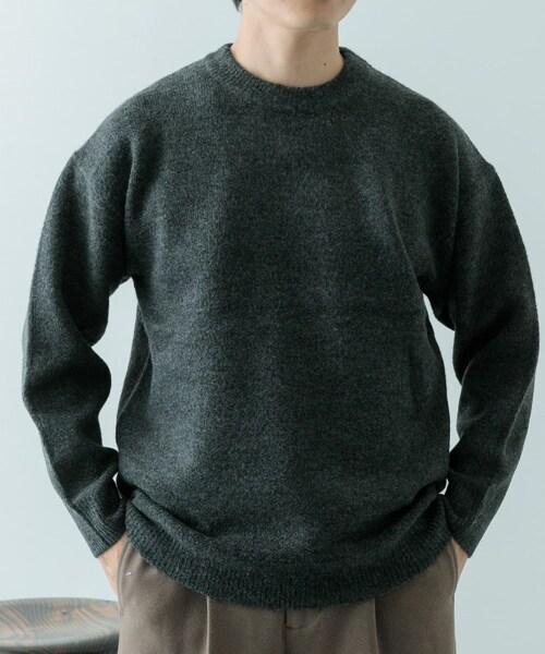 ITEMS URBANRESEARCH（アイテムズ アーバンリサーチ）の「クルーネック メランジニット プルオーバー（ニット/セーター・メンズ・BEG/GRY/CHA/KHK・M/L）」の15枚目の写真