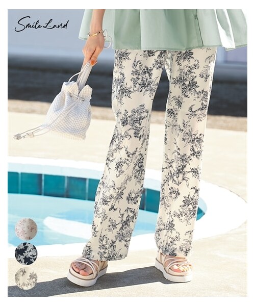 nissen（ニッセン）の「大きいサイズ 花柄プリントイージーパンツ（ゆったりヒップ）（パンツ・レディース・グレー/黒/オフホワイト・L/LL/3L/4L/5L/6L/8L/10L）」の3枚目の写真