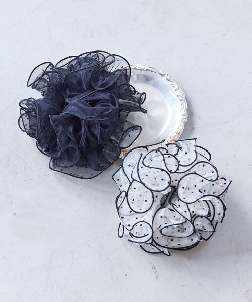 VIS（ビス）の「シアードットボリュームシュシュ（シュシュ・レディース・ブラック/ホワイト・F）」の4枚目の写真