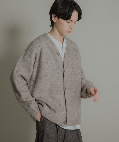 SENSE OF PLACE by URBAN RESEARCH（センスオブプレイスバイアーバンリサーチ）の「ブークレVネックカーディガン（カーディガン/ボレロ・メンズ・CHARCOAL/GREIGE/GREEN/RED・M/L）」の17枚目の写真