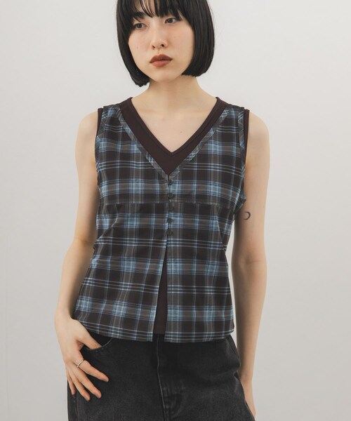 KBF（ケイビーエフ）の「シアーチェックベストSETトップス（タンクトップ・レディース・BRN×BRN/KHAKI×OAT/NAVY×NAVY・One）」の6枚目の写真