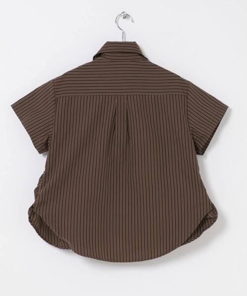 ITEMS URBANRESEARCH（アイテムズ アーバンリサーチ）の「シャーリングストライプシャツ（シャツ/ブラウス・レディース・BEG/BRN/BLK・Free）」の20枚目の写真