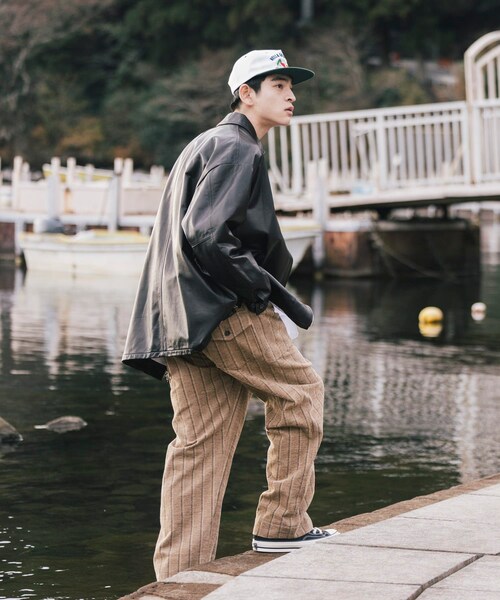 URBAN RESEARCH（アーバンリサーチ）の「UNTRACE　レザーカバーオール（カバーオール・メンズ・BLACK・1/2）」の5枚目の写真