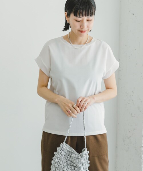 ITEMS URBANRESEARCH(アイテムズ アーバンリサーチ)の「バックタックフレンチプルオーバー(Tシャツ/カットソー・レディース・L.BEG/WHT/BLK/CML/KHK/WHT2・FREE)」の1枚目の写真