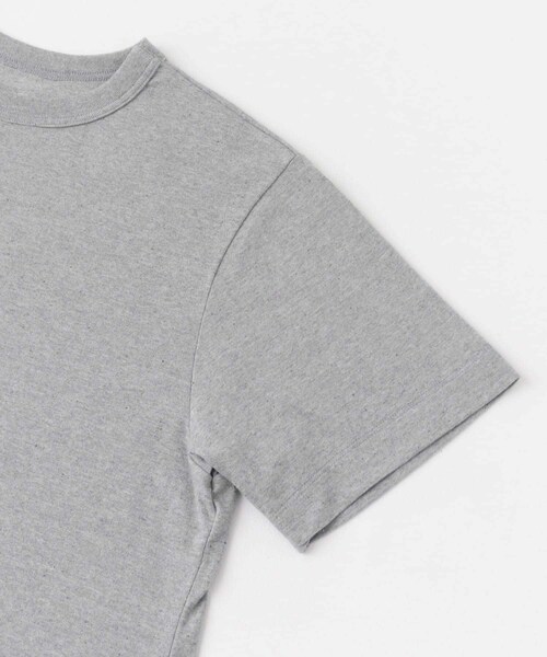 URBAN RESEARCH DOORS（アーバンリサーチドアーズ）の「『3サイズ展開』commpost　リサイクルコットンショートスリーブTシャツ（Tシャツ/カットソー・メンズ・OFF/PINK BEIGE/GRAY・4/5/6）」の20枚目の写真