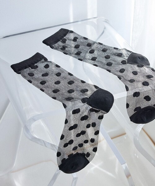 ROPE' PICNIC(ロペピクニック)の「ドット柄シースルーソックス(ソックス/靴下・レディース・ブラック/ホワイト・F)」の5枚目の写真